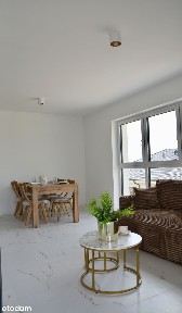Trzypokojowe mieszkanie z balkonem i windą