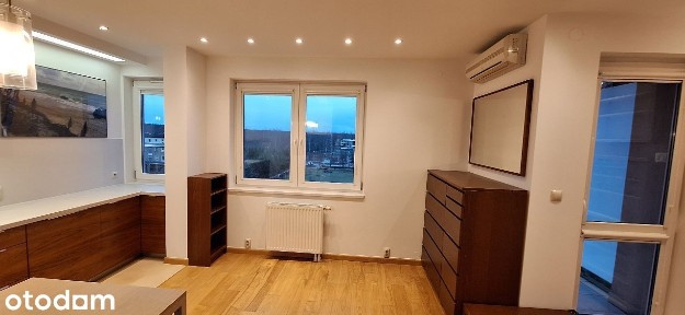 Kawalerka/studio na Kabatach 3 min od lasu, klimatyzacja i garaż