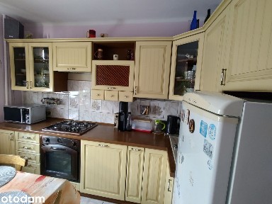 3-pokojowe mieszkanie z balkonem w dobrej lokalizcji