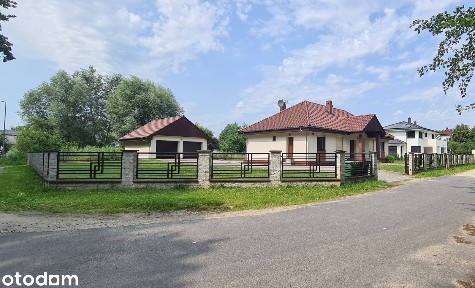 Dom Parterowy działka 1500m2+ garaż wolnostojący 2 miejsca Postojowe