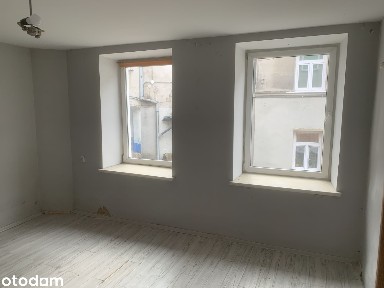 36 m2 Mieszkanie 2 pokoje blisko Centrum do remontu