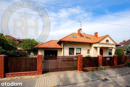 Rodzinny dom 221 m² z ogrodem, Zamienie