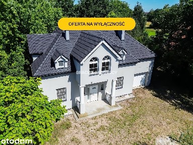 Przestronny dom / na działce z dużą prywatnością