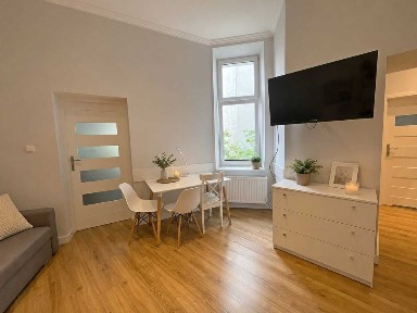salon z kuchnią+sypialnia na ul. Bosackiej-STARE MIASTO