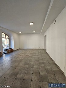 Lokal 59m, parter, duża witryna, rejon Pl. Miarki
