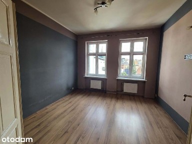 Przestronne mieszkanie w centrum!