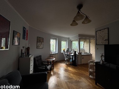 bezpośrednio | 41 m² | Grzegórzki, Fabryczna | IV piętro | winda