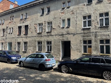 DWIE KAMIENICE W ZABUDOWIE BLIŹNIACZEJ W CENTRUM MIASTA