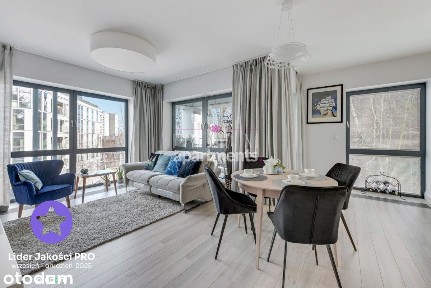 Baltiq Plaza, 4-pokoje, balkon, dwie komórki, hala