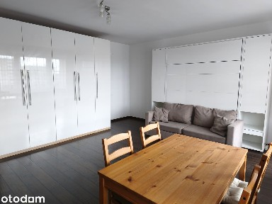2 pokoje 48,4 m² | balkon 5 m² | osobna kuchnia | winda | os. Staszica