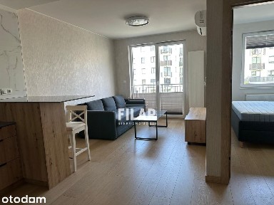 Neo Jasień, zielona okolica, balkon, hala