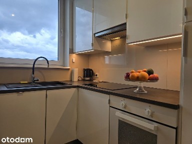 Luksusowy apartament w zamkniętym i strzeżonym osiedlu Trzy Żagle.
