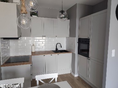 Nowe komfortowe mieszkanie 40 m 2 w Gdyni dla par lub singli