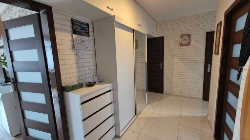 Przestronne 4-pokojowe mieszkanie z dużym balkonem - 74 m² Osiedle Olimpijczyków Białogard