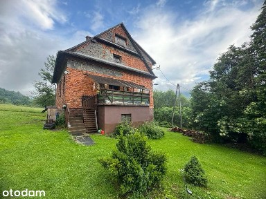 Dom z 1974 roku, 300 m2 do remontu w Krzyżówkach, działka 30 arów