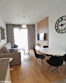 Apartament 2-pokojowy z widokiem na rzekę