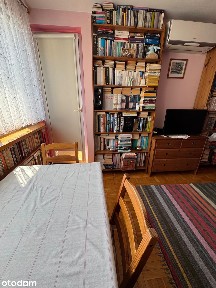 Zadbane 2 pokoje+kuchnia+loggia+klimatyzacja+świetna komunikacja