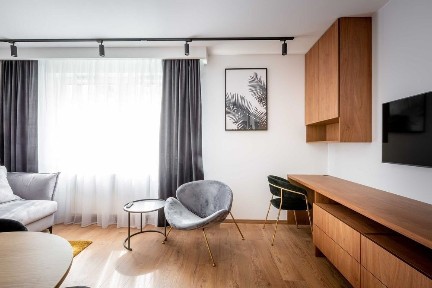 KAWALERKA od 1 PAŹDZIERNIKA wysoki standard BLISKO CENTRUM wyposażona
