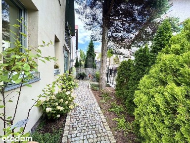Przestronny dom atrialny z prywatnym ogrodem