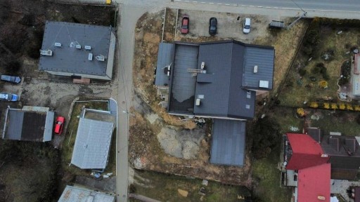 Sprzedam budynek usługowy /sklepy/hotelik