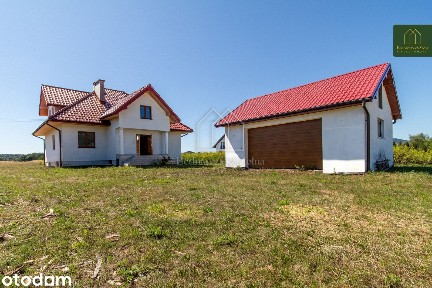 Przestronny dom z dużą działką - Jasło, Krajowice