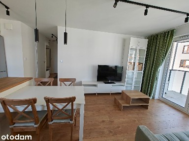58m, 2 łazienki, klima, duży balkon, garaż, 2 TV + internet