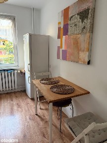 Nowoczesne, zadbane 3 pokoje z osobną kuchnią i balkonem - zapraszamy!