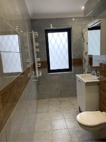 Dom 350 m' pod Działalność 13 Pokoi ‚Wołomin, Al. Niepodległości