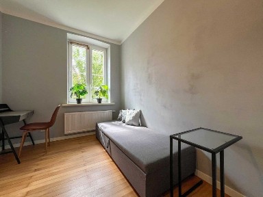 Poznań / Łazarz - Mikrokawalerka - Ul. Siemiradzkiego 9 - Szybki dojazd na uczelnię