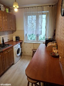 47,6 m² | 3 pokoje | osobna kuchnia | balkon | Winogrady os. Przyjaźni