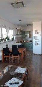 2 pokoje; 57,5 m2; Krzyki; balkon; miejsce parkingowe; dostępne od IX