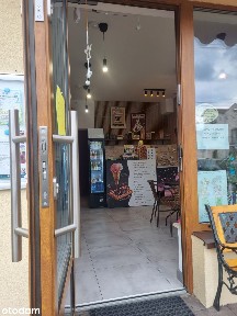 Lokal usługowy na wynajem z parkingiem