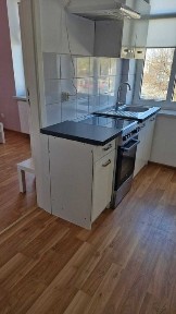 wynajmę umeblowane mieszkanie na pokoje w Rzgowie koło Łodzi