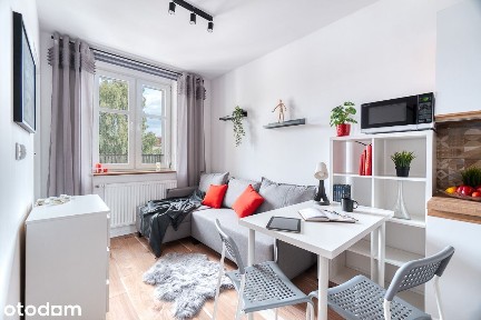 Ciche, jasne studio we Wrzeszczu, Net 1 Gb/s, Stały ryczałt All-Incl.