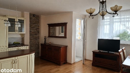 Chrobrego | 42,97 m² | 2 pokoje | balkon | po remoncie | wyposażone