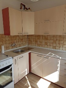 mieszkanie 4 pokojowe na sprzedaż + garaż