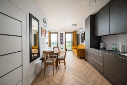 Nowy apartament z widokiem na Tor Służewiec, 29 m2