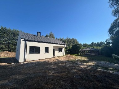 Dom nad jeziorem Zdworskim - Matyldów