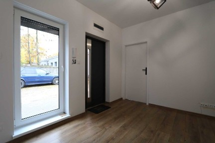 Bezpośrednio apartament 2 pokojowy z klimatyzacją, parking