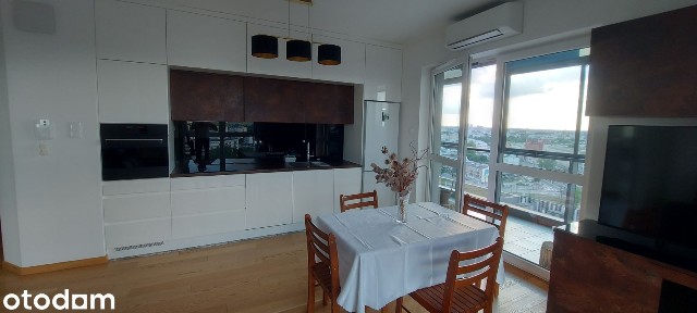 3-pokojowy apartament z klimatyzacją przy Rondzie Wiatraczna