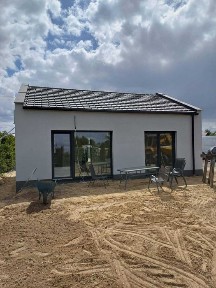 DOM całoroczny z keramzytobetonu - użytkowe 52 m² | 210 000 zł BRUTTO