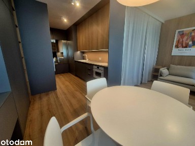 REZERWACJA Piękne studio na Jeżycach - komfort i doskonała lokalizacja