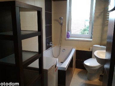 2 POKOJE z ODDZIELNĄ KUCHNIĄ, 2 piętro. 60 m2 na ul. HALLERA