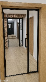 Przestronne biuro z parkingiem, gotowe do użytku