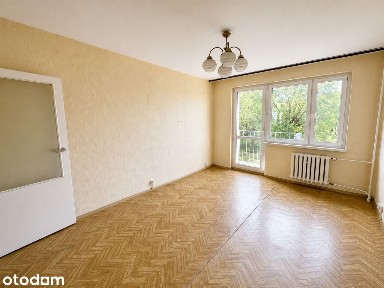 M3 z balkonem, 2 piętro