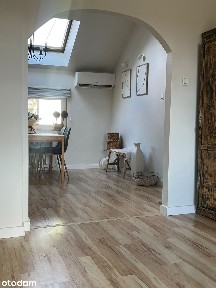 Przestronne, zadbane mieszkanie w świetnej lokalizacji, klimatyzacja.