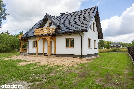 Dom wolnostojący w stanie surowym zamkniętym, pod Białymstokiem