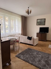 Wynajmę mieszkanie z pianinem