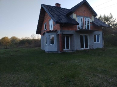 Sprzedam dom jednorodzinny