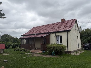 Dom z dużą działką na sprzedaż - Florianów